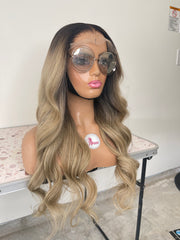 Ash blonde (Closure)